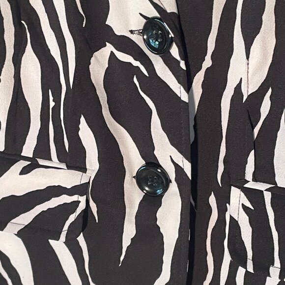 Notations zebra animal print, 2 button, lightweight‎ blazer jacket size small - Picture 3 of 5